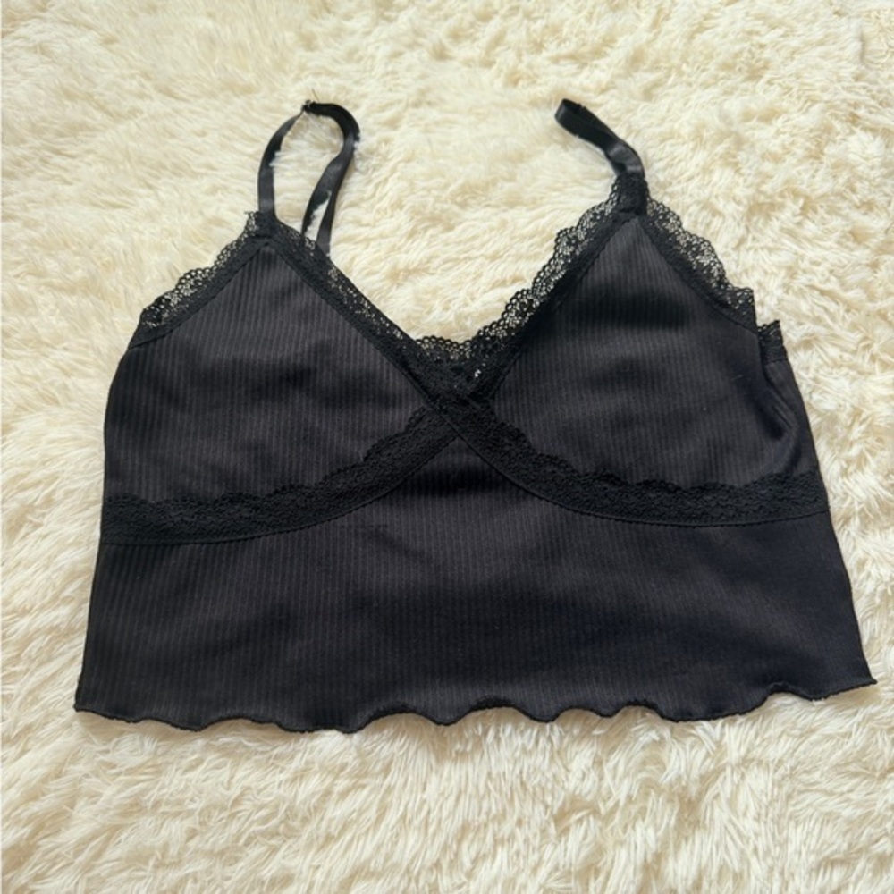 H&M Black Ribbed Lace-Trim Bralette Cropped Tank